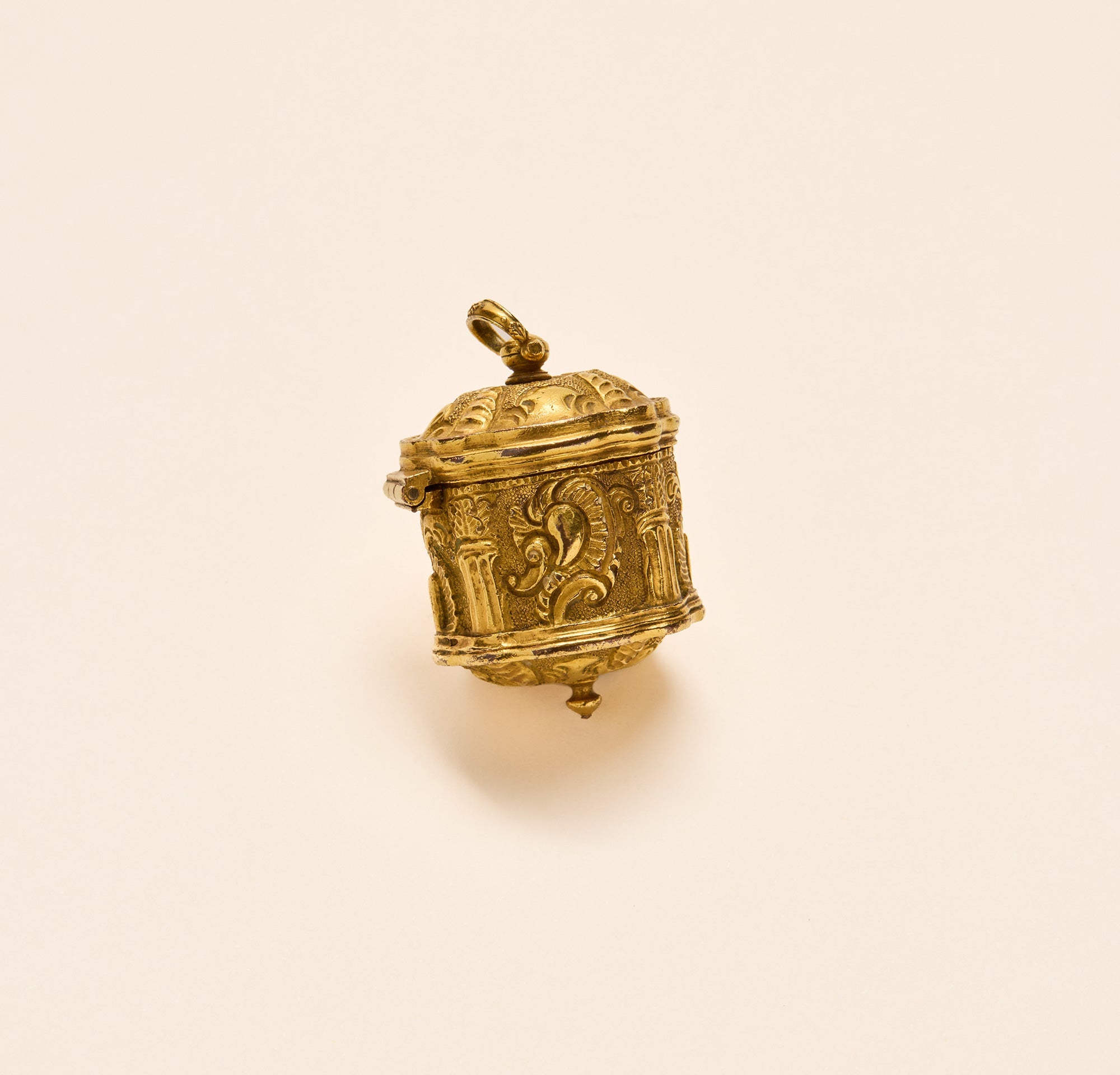 Étui de parfum provenant d'une chatelaîne - Joalie