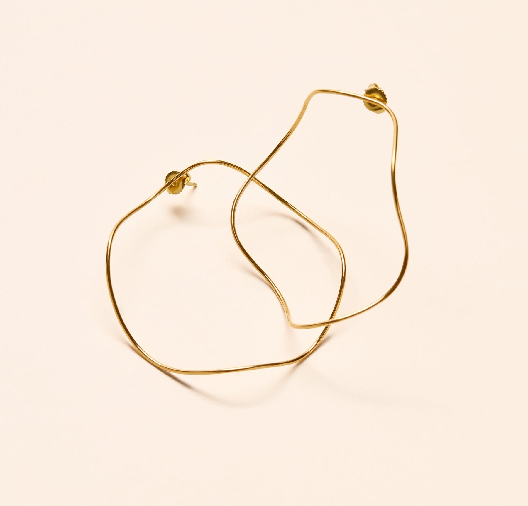 Boucles d'oreilles Waves grand modèle, fil rond - Joalie