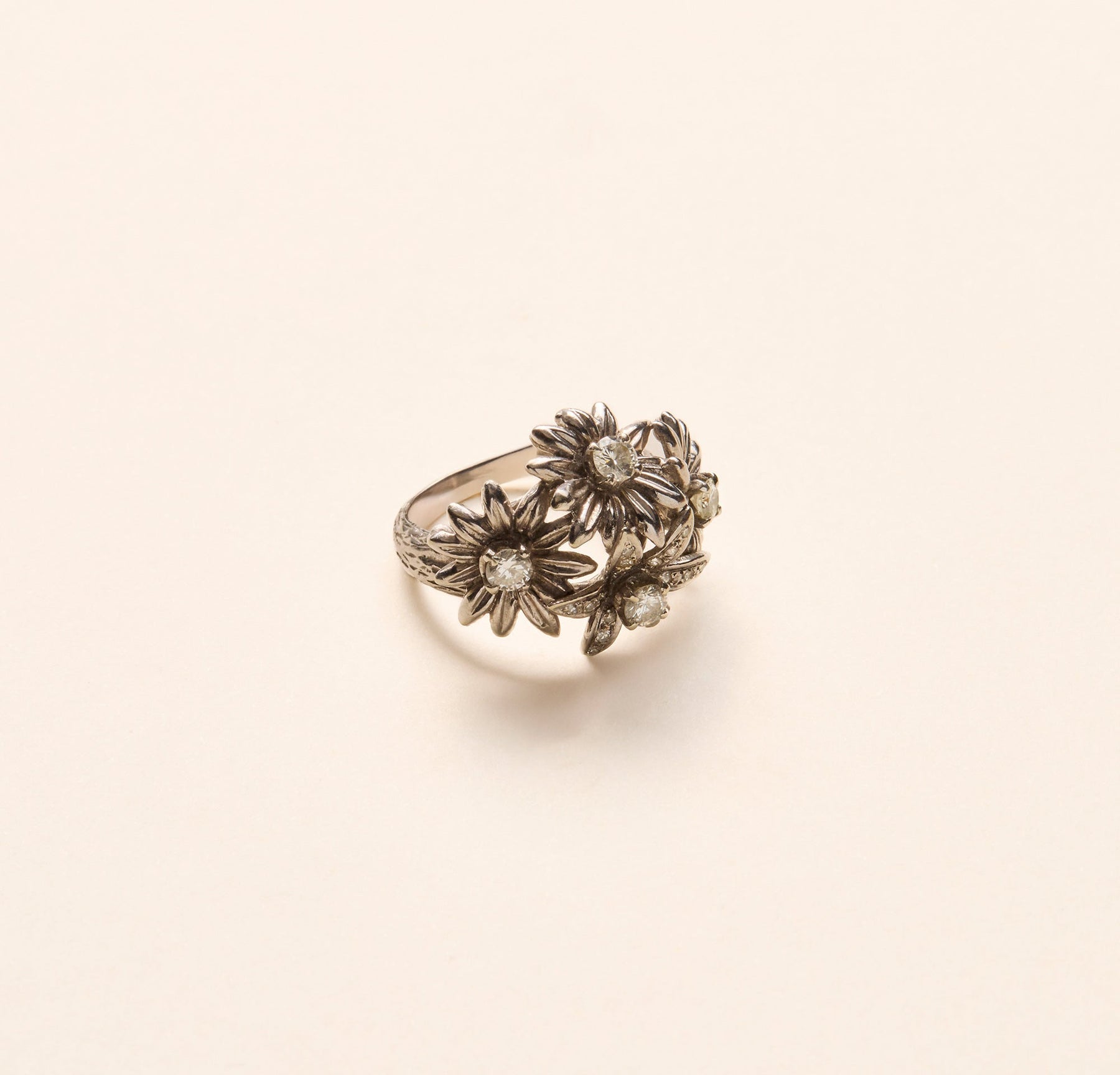 Bague 4 marguerites, diamants - Joalie