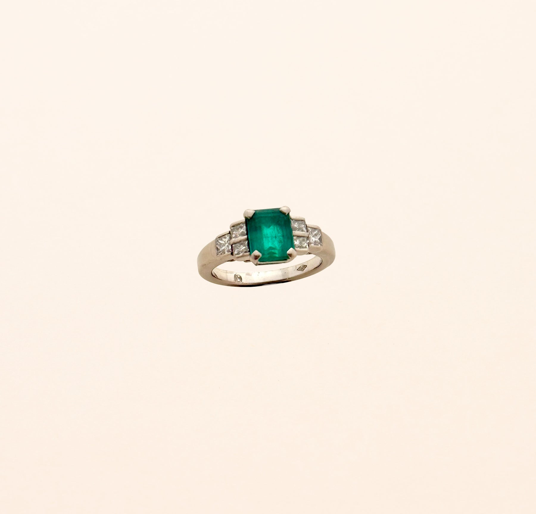 Bague Holemans, émeraude et diamants - Joalie
