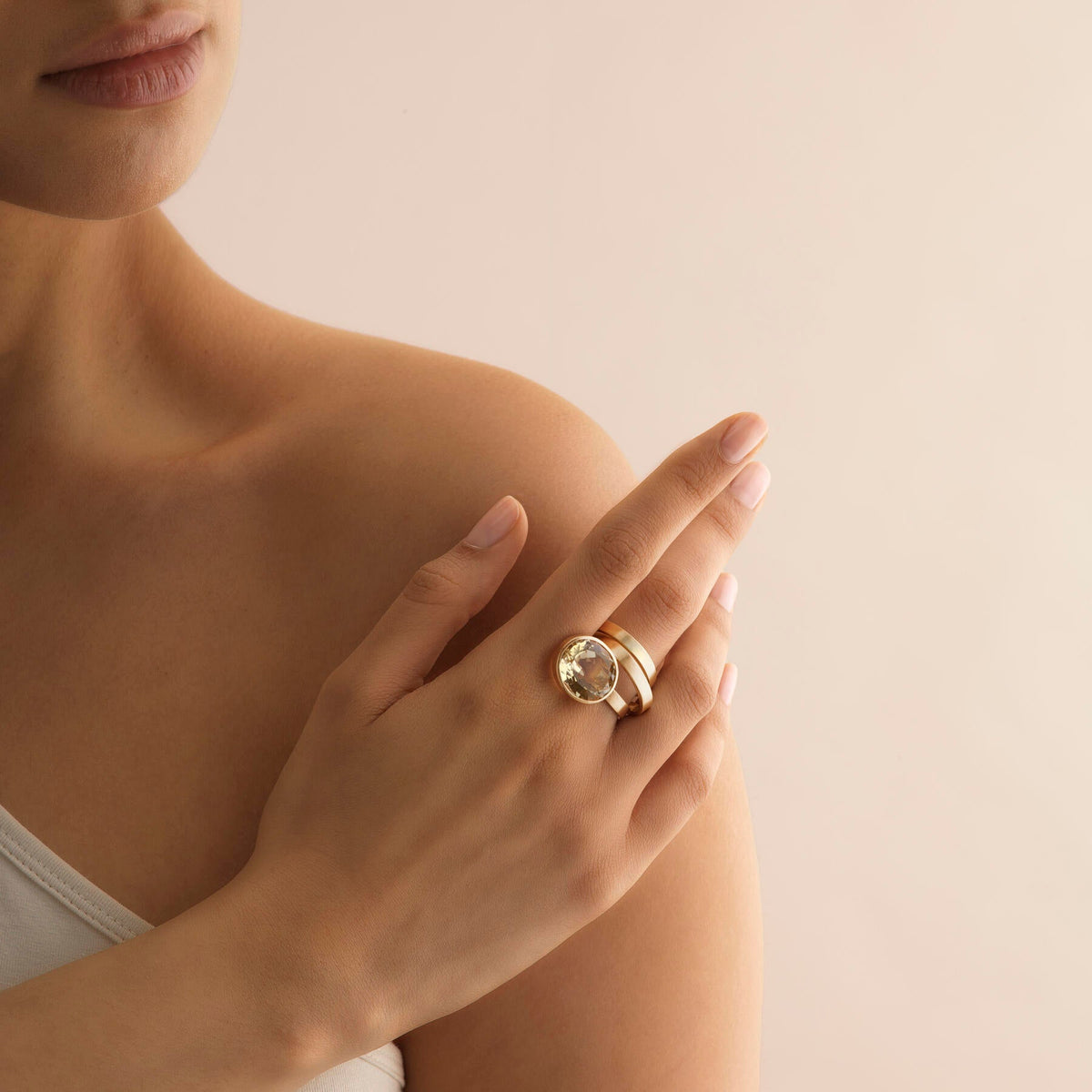Bague Diva portée