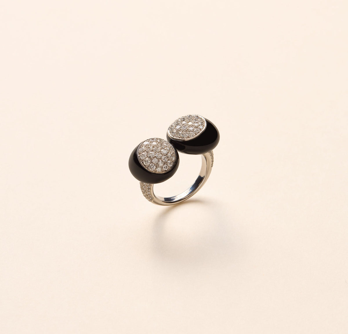 Bague Galet Toi & Moi grand modèle pavée, onyx et diamant - Joalie