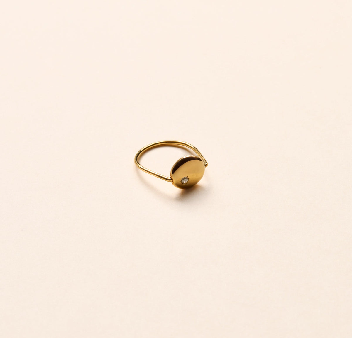 Bague Mini Galet diamant or jaune packshot 2