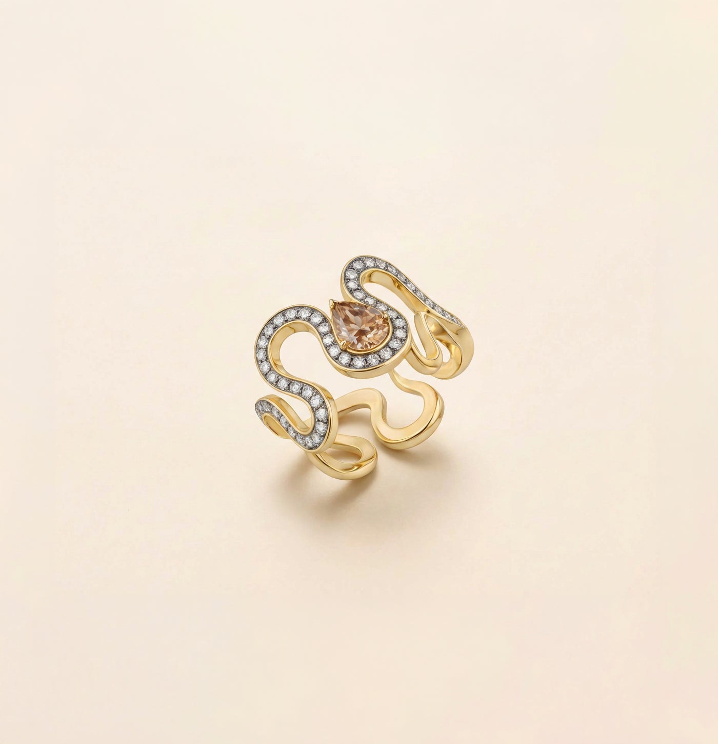 Bague Wave, petit modèle, diamant brun taille poire