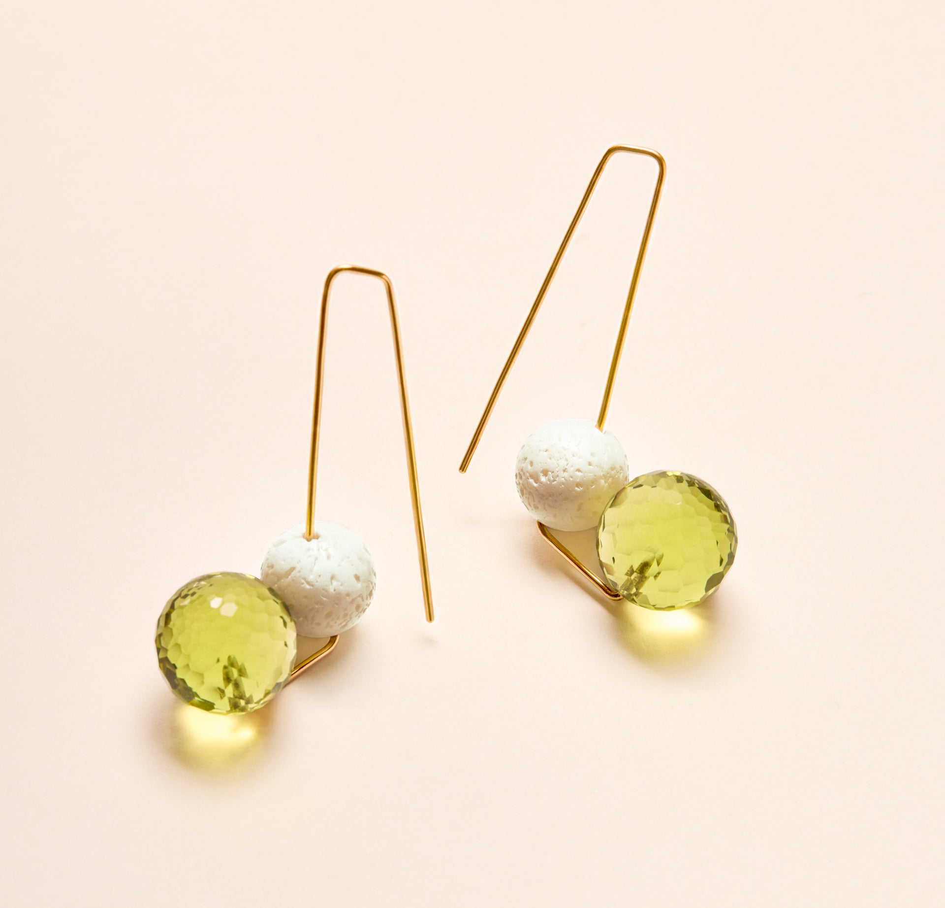 Boucles d'oreilles Olympe longues  madrepore et citrine