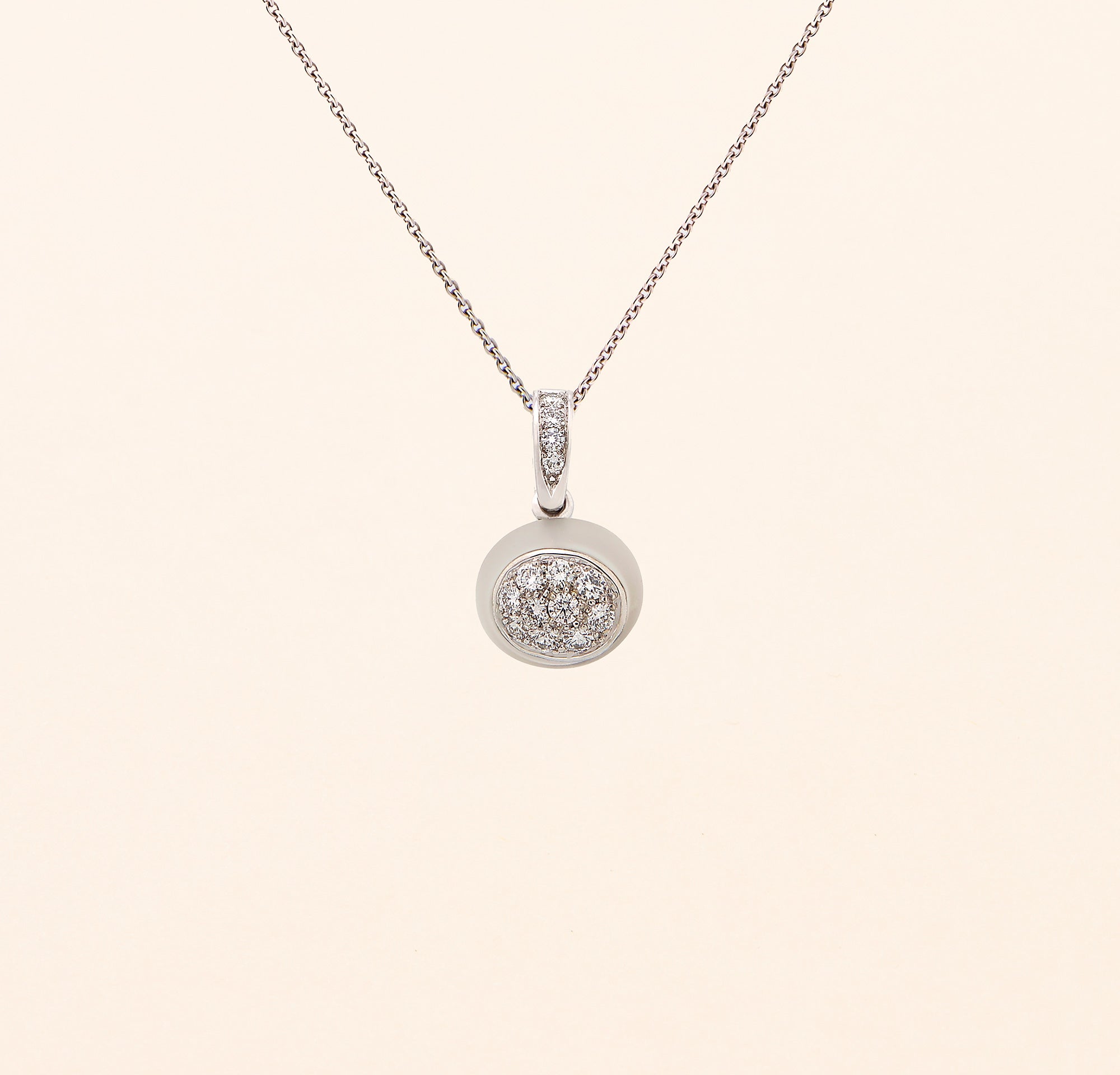 Pendentif Mini Galet, cristal de roche et diamant